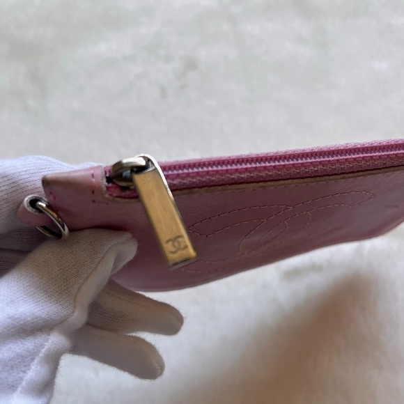 100% Authentic Pre Owned Chanel coin purse. - Picture 6 of 11